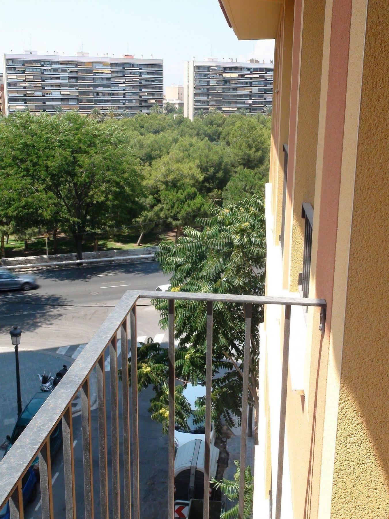 Holastays Jardines Del Turia Valencia Exterior photo